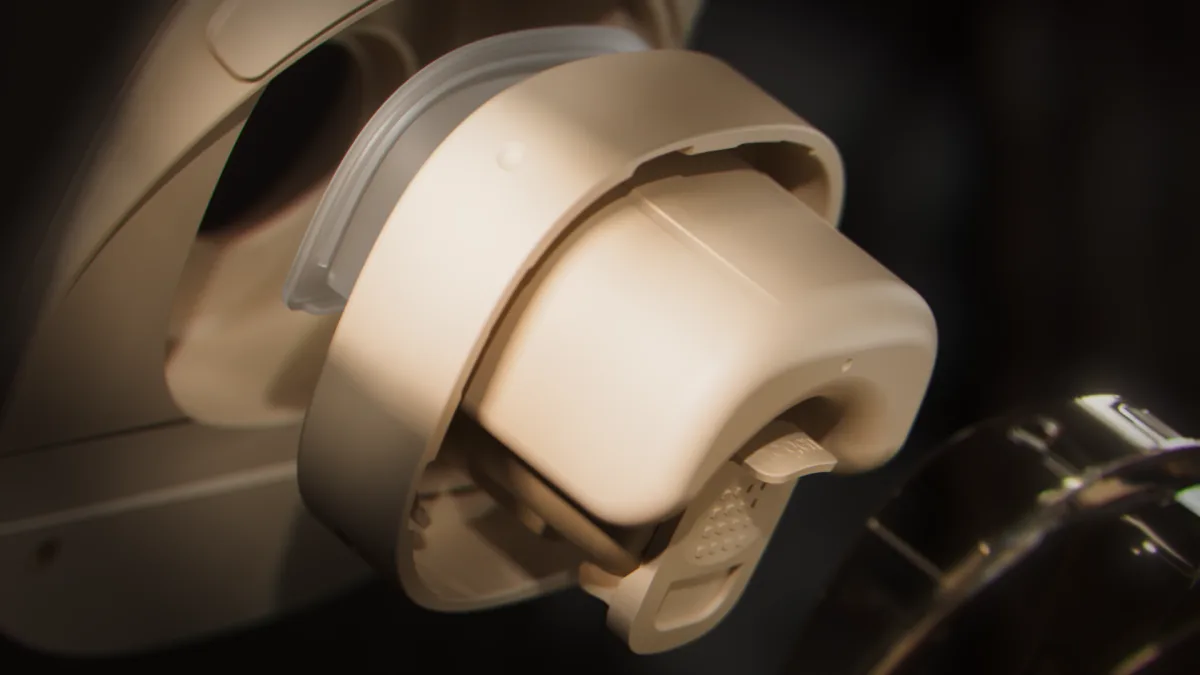 Hegen Wearable Breast Pump frame 1